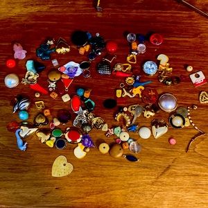 Lot of pendants and miscellaneous